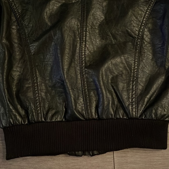 UrbanRepublic Unisex Kids Black Pleather Jacket. Size 7 - Picture 16 of 16